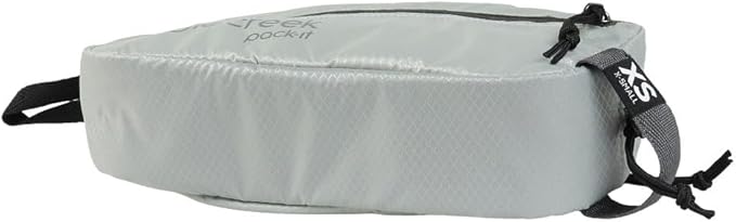 Eagle Creek Pack-It Isolate Quick Trip - Compact Travel Toiletry Bag for Optimizing Luggage Space - Lightweight - Water-Resistant - Easy-Grab Zipper - Sustainable Materials - X-Small - Storm Grey