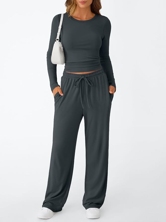 Trendy Queen Women's 2 Piece Matching Lounge Set Long Sleeve Side Ruching Top Wide Leg Drawstring Pants Set with Pockets
