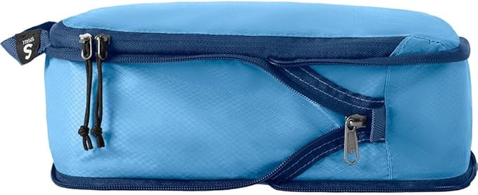 Eagle Creek Pack-It Isolate Compression Cube - Lightweight Compression Cube for Optimizing Luggage Space - Easy-Grab Zipper - Convenient Top Handle - Recycled Materials - Small - Storm Grey
