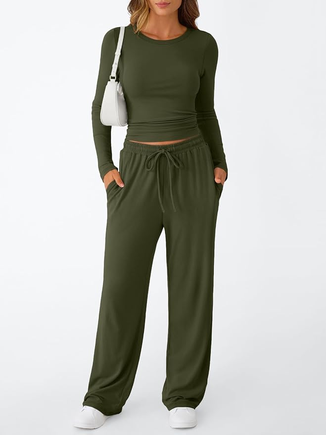 Trendy Queen Women's 2 Piece Matching Lounge Set Long Sleeve Side Ruching Top Wide Leg Drawstring Pants Set with Pockets