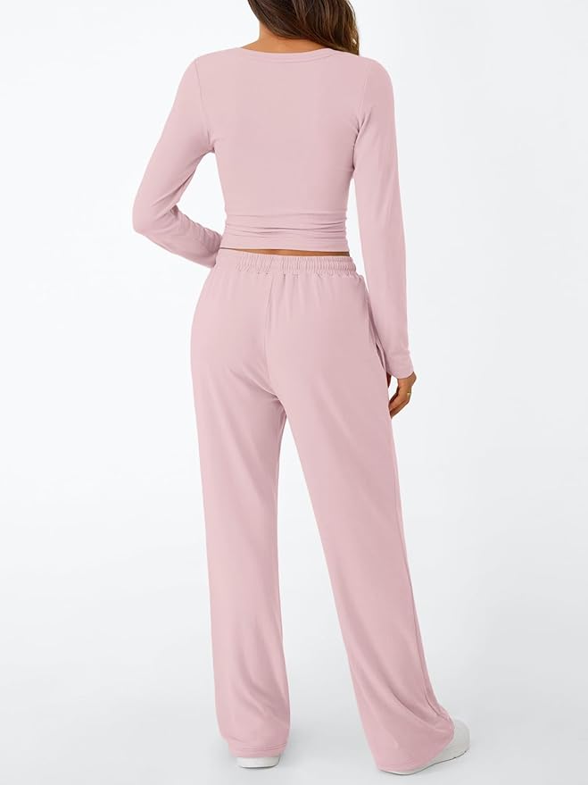 Trendy Queen Women's 2 Piece Matching Lounge Set Long Sleeve Side Ruching Top Wide Leg Drawstring Pants Set with Pockets