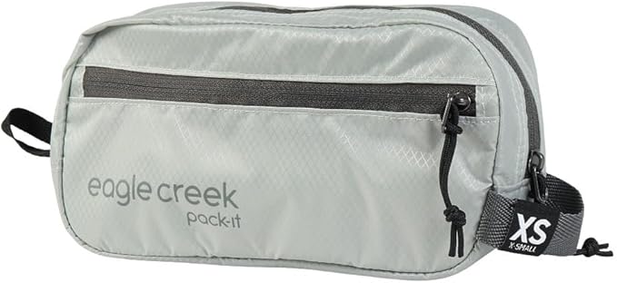Eagle Creek Pack-It Isolate Quick Trip - Compact Travel Toiletry Bag for Optimizing Luggage Space - Lightweight - Water-Resistant - Easy-Grab Zipper - Sustainable Materials - X-Small - Storm Grey