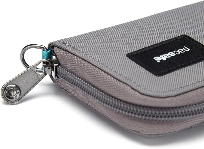 Pacsafe RFIDsafe Card Wallet