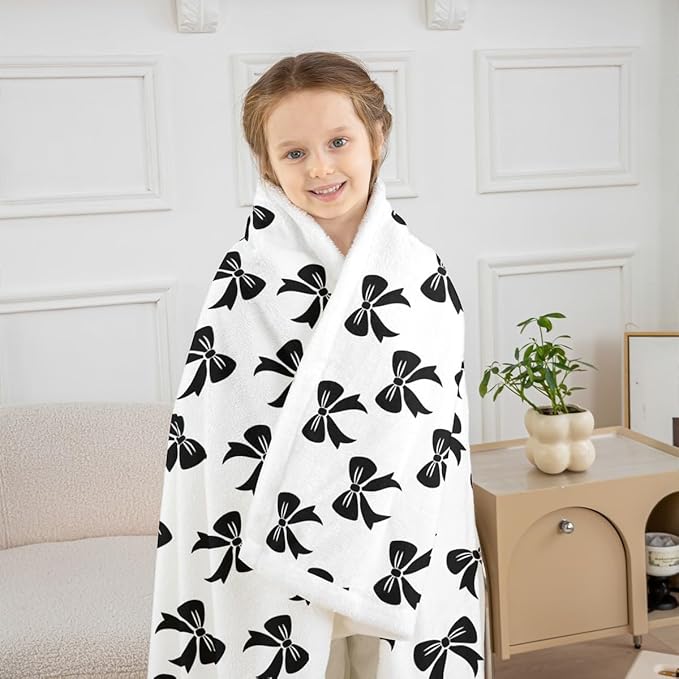 Bowknot Kids Throw Blanket,Cartoon Bowknot Girlish Bed Blanket for Girls Boys Adults,Cute Princess Style Fleece Blanket,Black White Fashion Fuzzy Blanket,Twin Size (60 x 80 Inches)