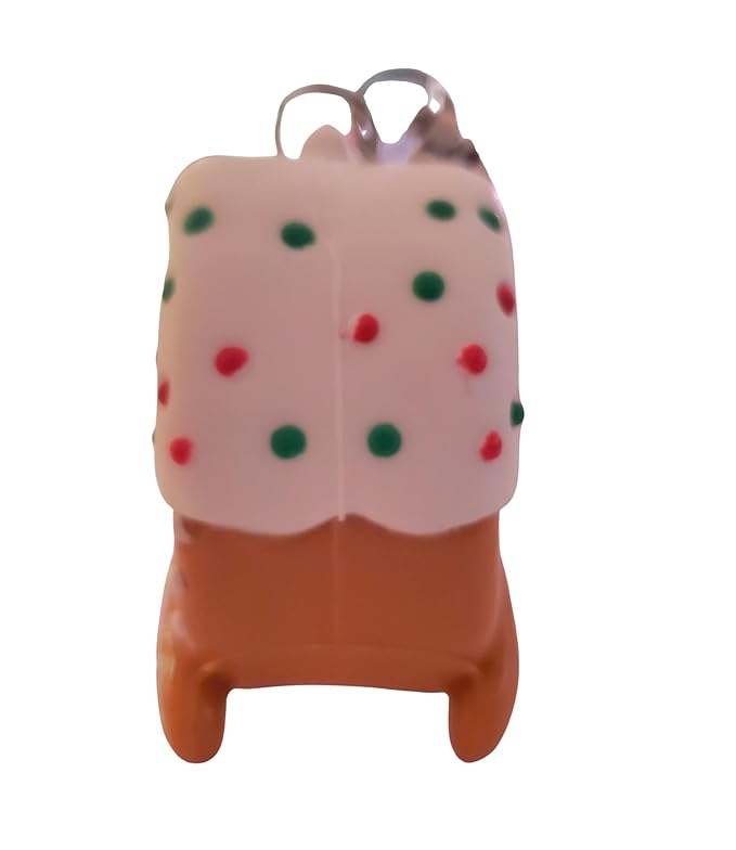 Bath and Body Works White-Dipped Pretzel with Sprinkles Pocketbac Hand Sanitzer Holder
