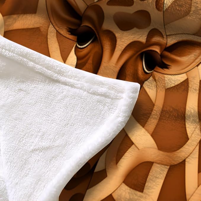 Giraffe Print Blanket Twin Size, Fleece Blanket for Couch Bed Sofa, Novelty Animals Blankets and Throws, Giraffe Spots Super Soft Cozy Plush Flannel Blanket, 60 x 80 in, Animal Brown
