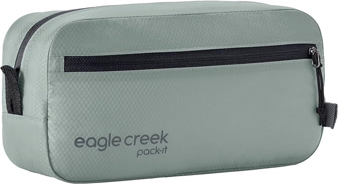eagle creek Pack-It Isolate Quick Trip - Compact Travel Toiletry Bag for Optimizing Luggage Space - Lightweight - Water-Resistant - Easy-Grab Zipper - Sustainable Materials - Small - Storm Grey
