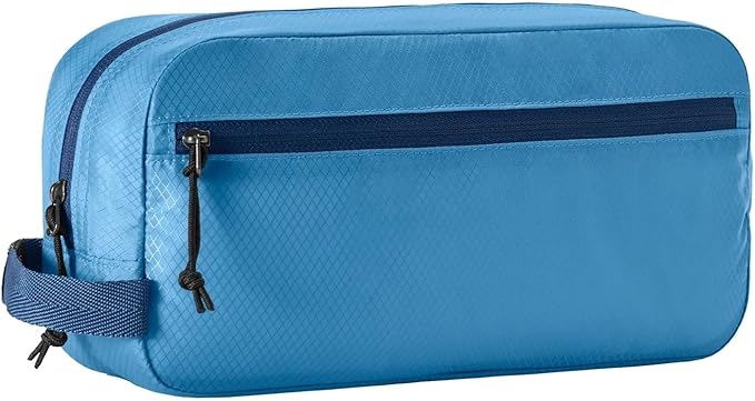 Eagle Creek Pack-It Isolate Quick Trip - Compact Travel Toiletry Bag for Optimizing Luggage Space - Lightweight - Water-Resistant - Easy-Grab Zipper - Sustainable Materials - Small -Blue Dawn