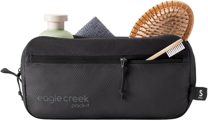Eagle Creek Pack-It Isolate Quick Trip - Compact Travel Toiletry Bag for Optimizing Luggage Space - Lightweight - Water-Resistant - Easy-Grab Zipper - Sustainable Materials - Small - Black