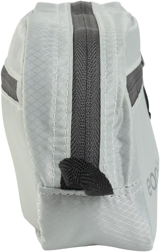 Eagle Creek Pack-It Isolate Quick Trip - Compact Travel Toiletry Bag for Optimizing Luggage Space - Lightweight - Water-Resistant - Easy-Grab Zipper - Sustainable Materials - X-Small - Storm Grey