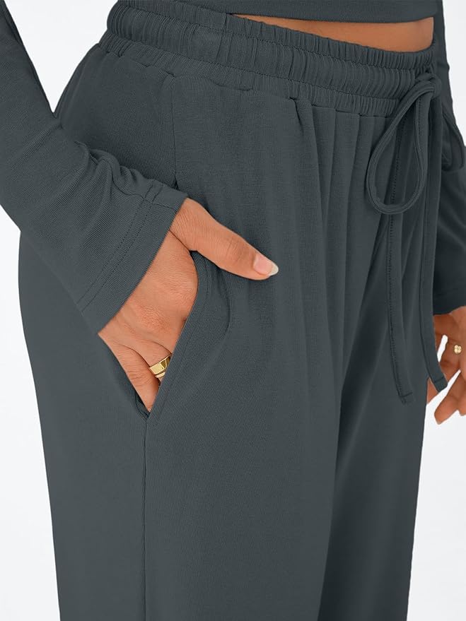 Trendy Queen Women's 2 Piece Matching Lounge Set Long Sleeve Side Ruching Top Wide Leg Drawstring Pants Set with Pockets