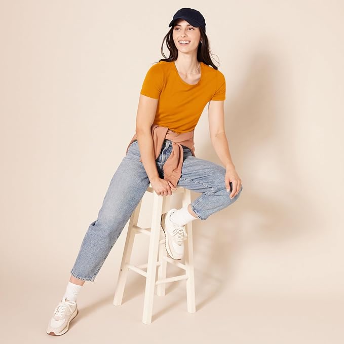 Amazon Essentials Women's Regular-Fit Short-Sleeve T-Shirt (Crewneck and V-Neck Options), Multipacks
