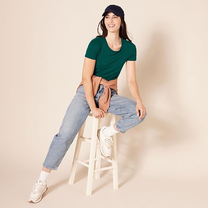 Amazon Essentials Women's Regular-Fit Short-Sleeve T-Shirt (Crewneck and V-Neck Options), Multipacks