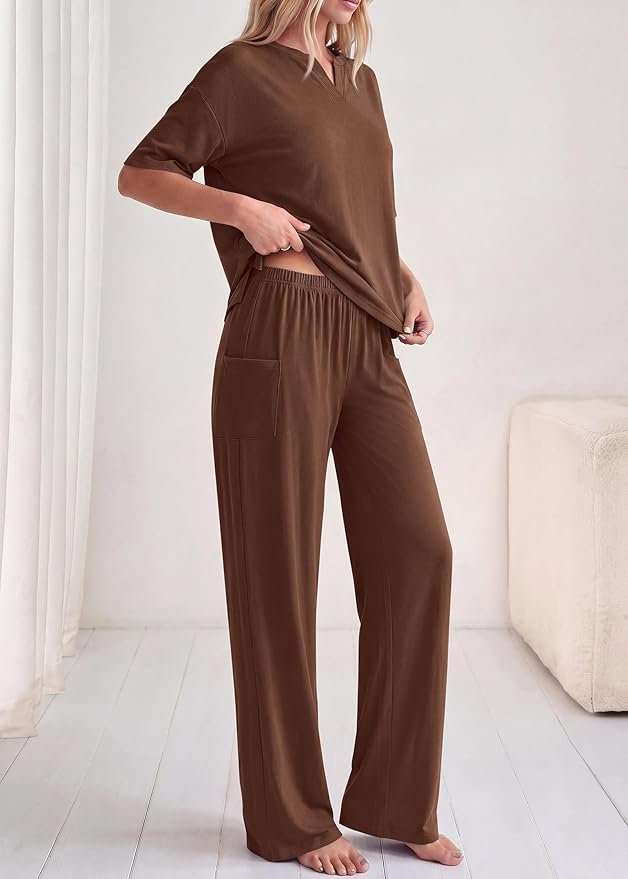 KIRUNDO Womens 2 Piece Matching Lounge Set Airport Travel Vacation Summer Outfits Oversized Short Sleeve Tops Wide Leg Pants