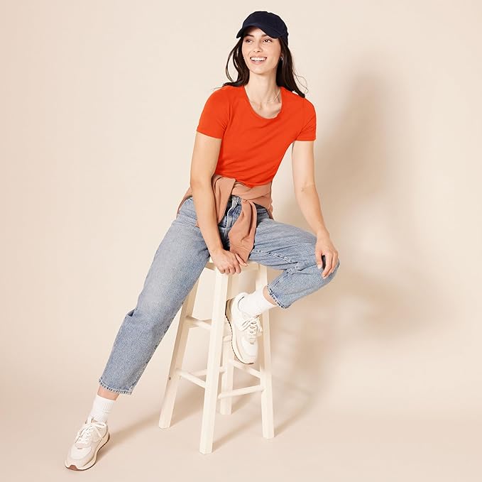 Amazon Essentials Women's Regular-Fit Short-Sleeve T-Shirt (Crewneck and V-Neck Options), Multipacks