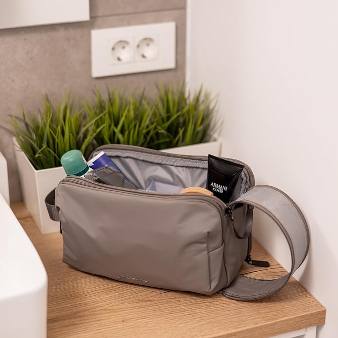 Carrywell (Not Made In China) Toiletry Bag For Men, Shaving Kit, Travel Organizer Dopp Kit, Interior Compartments and Pockets For Toiletries and Accessories, Grey