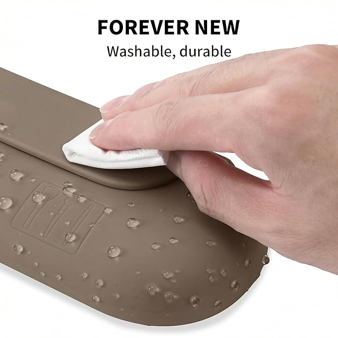 AGIKET Silicone Makeup Brush Holder Travel Cosmetic Bag：Soft Portable Cosmetic Face Brushes Holder with Upgrade Anti-Fall Out Magnetic Closure, Large Travel Makeup Brush Case - Coffea