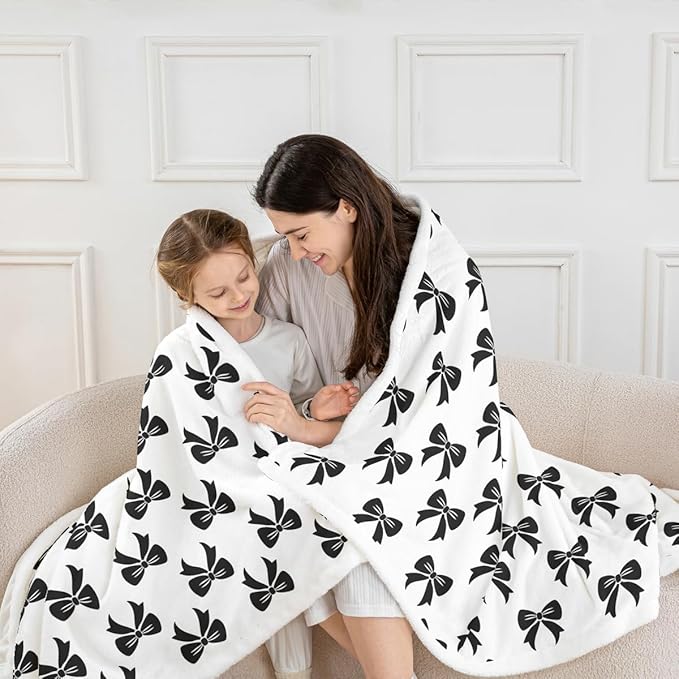 Bowknot Kids Throw Blanket,Cartoon Bowknot Girlish Bed Blanket for Girls Boys Adults,Cute Princess Style Fleece Blanket,Black White Fashion Fuzzy Blanket,Twin Size (60 x 80 Inches)