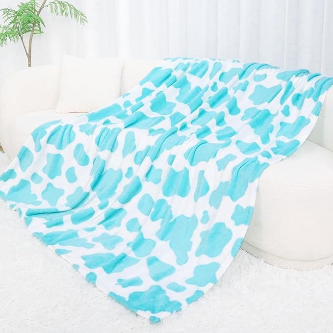 Twin Size Fleece Blanket, Lightweight Soft Fuzzy Blue Throws for Bed, Couch, Dorm Room, Cyan Cozy Decorative Bedding 60x80 Inches