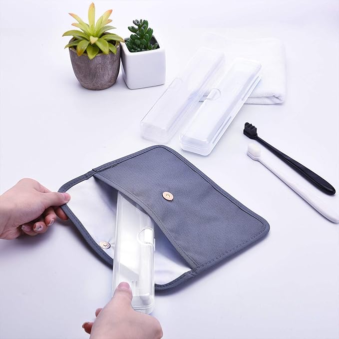 5 Pieces Portable Travel Toothbrush Case, Travel Toothbrush Holder Hard Plastic Dust-Proof Toothbrush Container Toothpaste Box Holder for Travel Use (Clear)