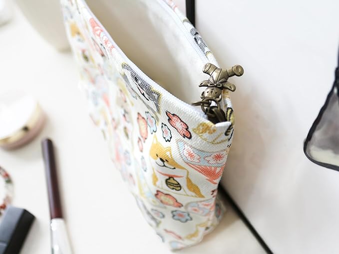 HAPPYHEIDI Canvas Pouch for Travel, Makeup Bag Case, Creamy White Dogs, Cotton, Animal Print, Zipper Closure, 7.1x2.4x7 Inches