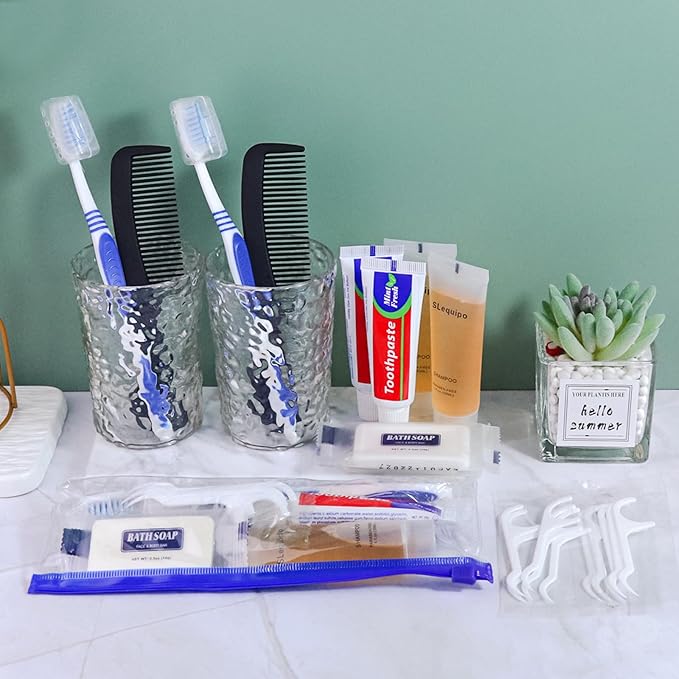 Pack of 3 Hygiene Kit, Hygiene Kit Bulk, Individually Packed, Travel Hygiene Kit with Toothbrush, Toothpaste, Comb, Shampoo, Soap and Floss Picks, Home, Suitable for Hotel, Camping, Travel