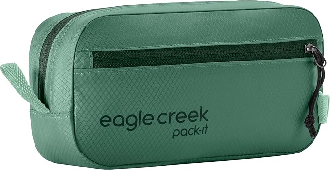 Eagle Creek Pack-It Isolate Quick Trip - Compact Travel Toiletry Bag for Optimizing Luggage Space - Lightweight - Water-Resistant - Easy-Grab Zipper - Sustainable Materials - X-Small - Willow Green