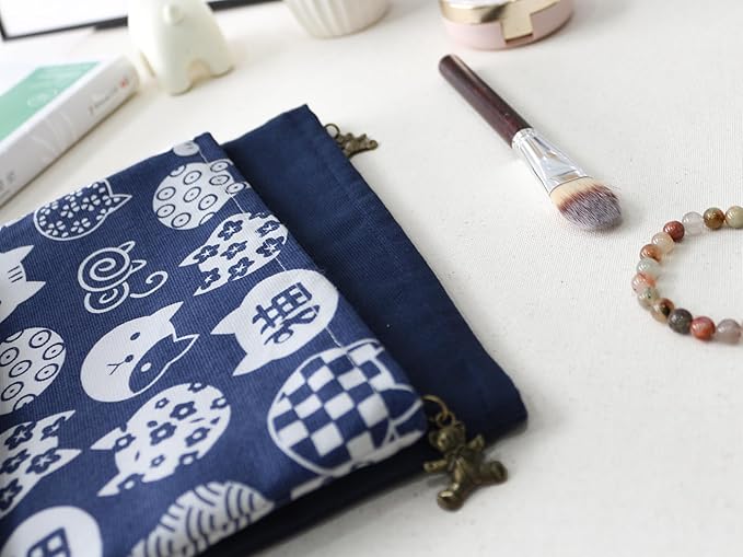 HAPPYHEIDI Canvas Makeup Bag, Cosmetic Travel Pouch, Kawaii Blue Cats, Cotton Blend, Animal Print, Zipper Closure, 7.1x2.4x7 Inches