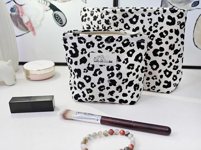 HAPPYHEIDI Leopard Print Makeup Bag with Pocket Large Cosmetic Toiletry Travel Pouch, Creamy White Cheetah, Lined, Zipper Closure, 8.5 × 2 x 6.5 inches