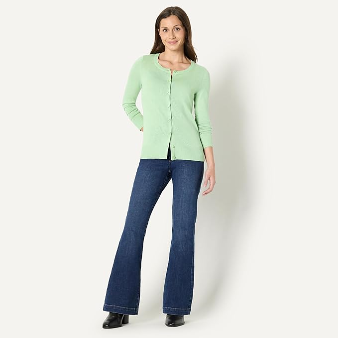 Amazon Essentials Women's Lightweight Crewneck Cardigan Sweater (Available in Plus Size)