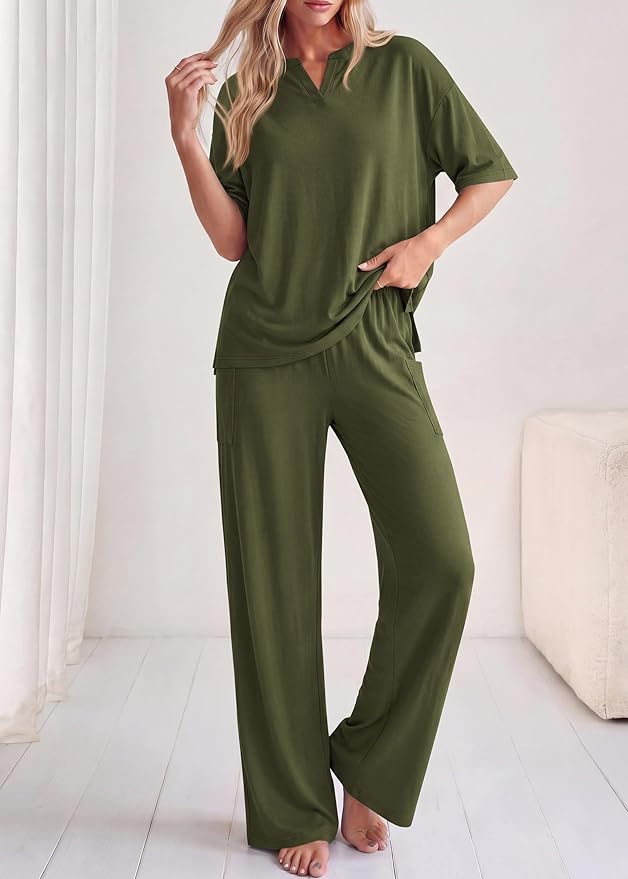 KIRUNDO Womens 2 Piece Matching Lounge Set Airport Travel Vacation Summer Outfits Oversized Short Sleeve Tops Wide Leg Pants