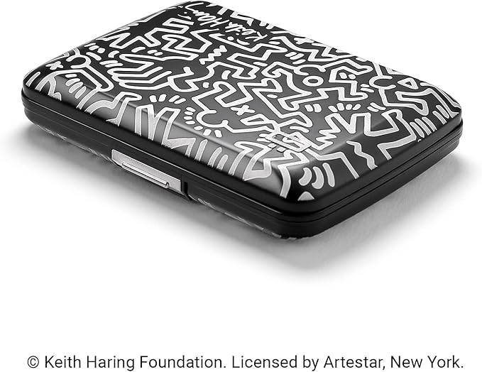 ÖGON -DESIGNS- Aluminum card holder with metal lock, RFID protection against fraud and demagnetization, compact wallet, Smart Case OSLO model
