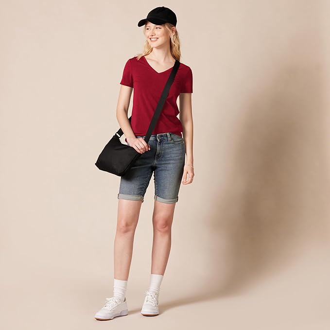 Amazon Essentials Women's Regular-Fit Short-Sleeve T-Shirt (Crewneck and V-Neck Options), Multipacks