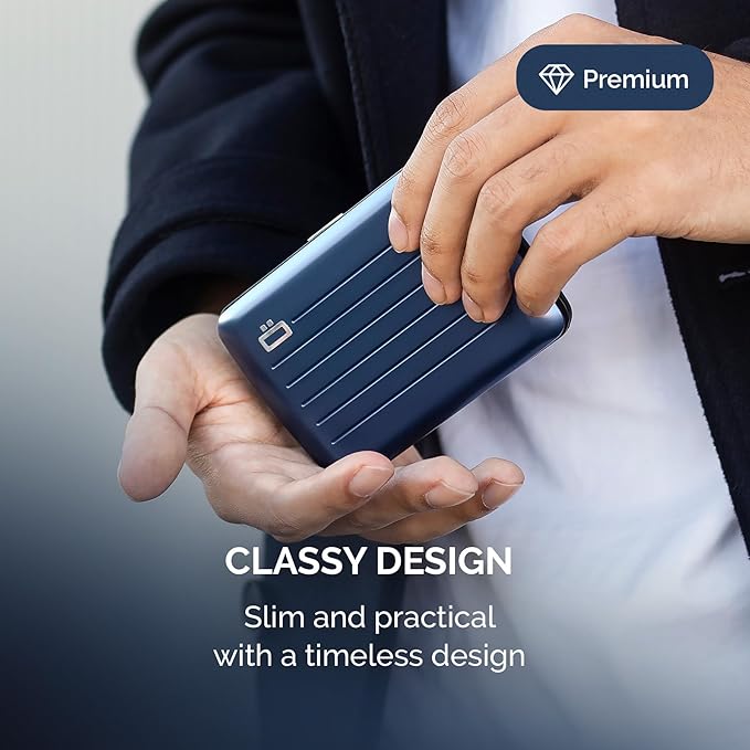 ÖGON -DESIGNS- Aluminum card holder with metal lock, RFID protection against fraud and demagnetization, compact wallet, Smart Case OSLO model