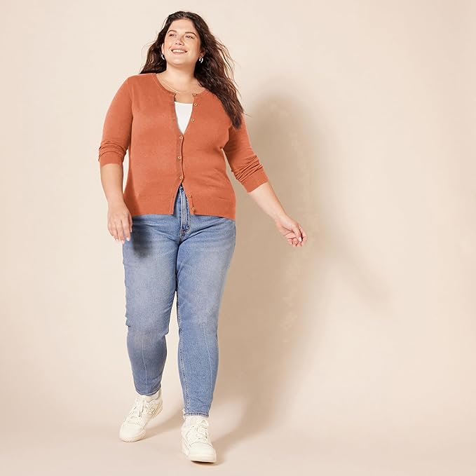 Amazon Essentials Women's Lightweight Crewneck Cardigan Sweater (Available in Plus Size)