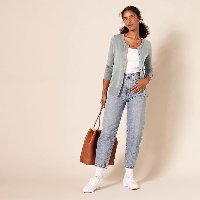 Amazon Essentials Women's Lightweight Crewneck Cardigan Sweater (Available in Plus Size)