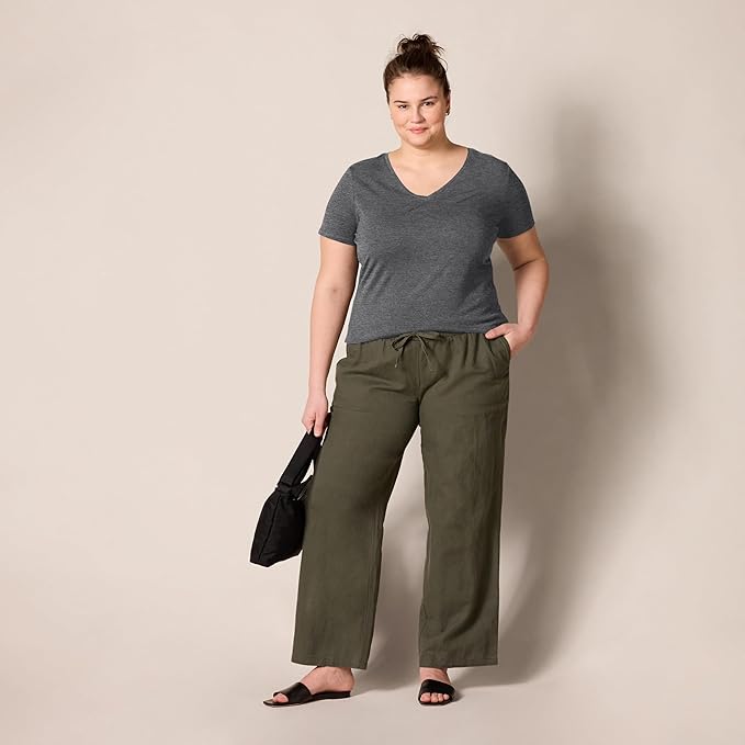 Amazon Essentials Women's Regular-Fit Short-Sleeve T-Shirt (Crewneck and V-Neck Options), Multipacks