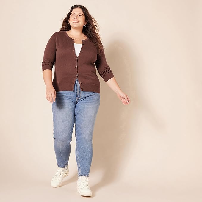 Amazon Essentials Women's Lightweight Crewneck Cardigan Sweater (Available in Plus Size)