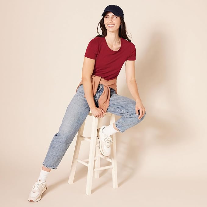 Amazon Essentials Women's Regular-Fit Short-Sleeve T-Shirt (Crewneck and V-Neck Options), Multipacks