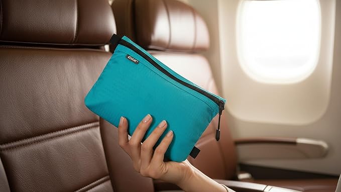 GOX Travel Toiletry Bag, Carry On Small Zipper Pouch, Cosmetic Kit Makeup, Digital Bag, Water Repellent Nylon (Turquoise)