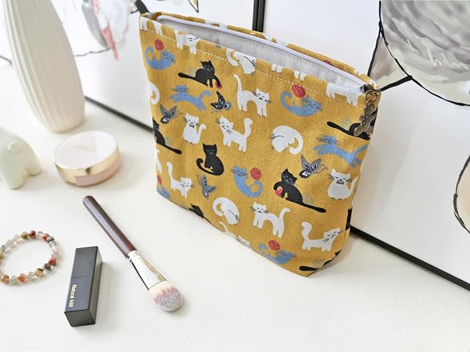 HAPPYHEIDI Canvas Pouch Travel Organizer, Brown Cats, Cotton Blend, Animal Print, Zipper Closure, 7.1x2.4x7 Inches