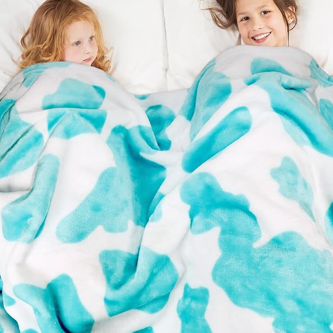 Blue Throw Blanket for Couch Bed, Blue Gifts for Women Men Kids, Soft Fleece Cyan Decorative Cozy Blanket for Bedroom Living Room All Seasons 50x60 Inches