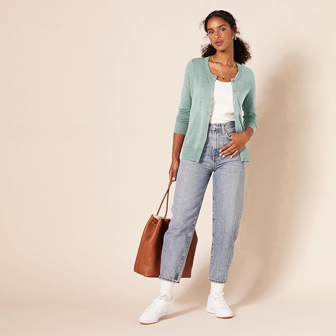 Amazon Essentials Women's Lightweight Crewneck Cardigan Sweater (Available in Plus Size)