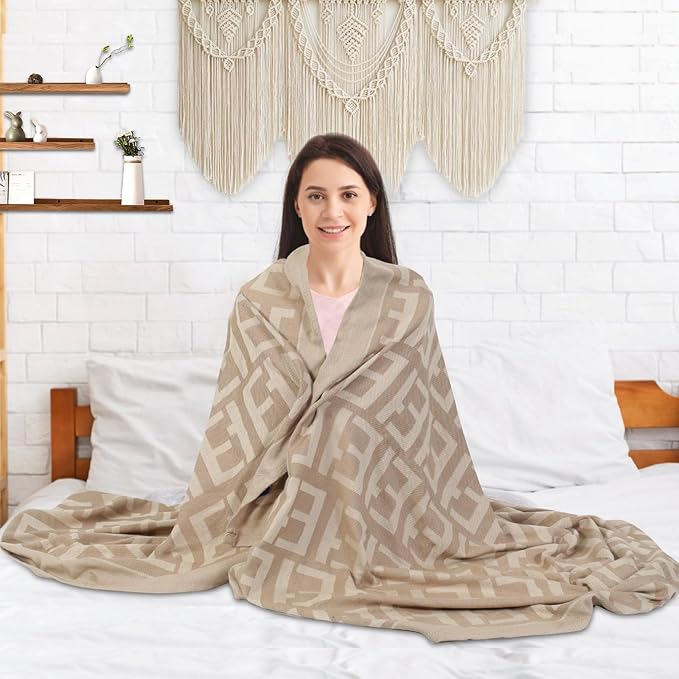 Woven Blankets for Home and Outdoor Use,Soft Cozy Lightweight Blanket for Couch Bed Chairs Camping Airplane Travel Essentials Suitable for All Seasons