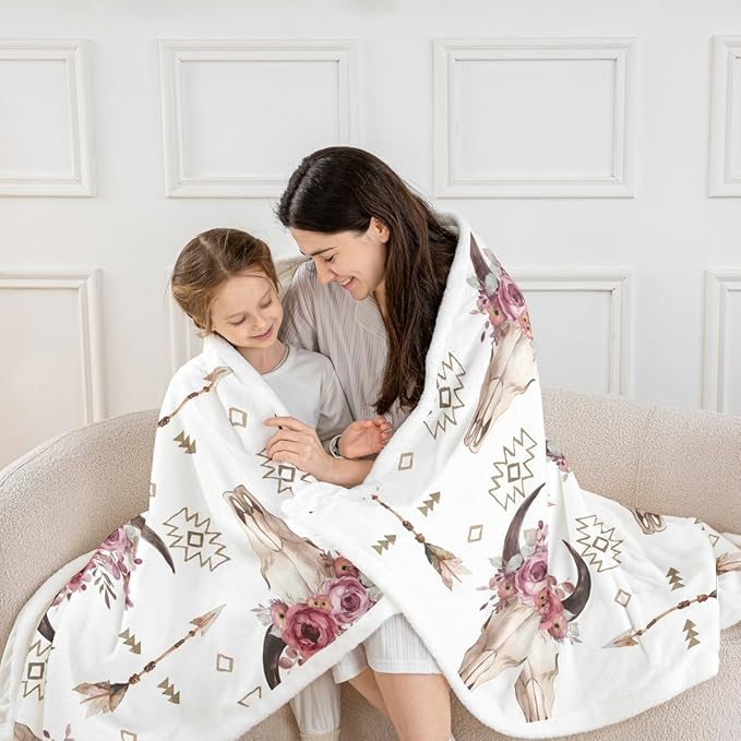 Manfei Cow Skull Kids Throw Blanket,Western Cowboy Aztec Flowers Romantic Bed Blanket for Girls Boys Adults,Arrows Boho Tribal Fleece Blanket,Rustic Retro Fuzzy Blanket,Twin Size (60 x 80 Inches)