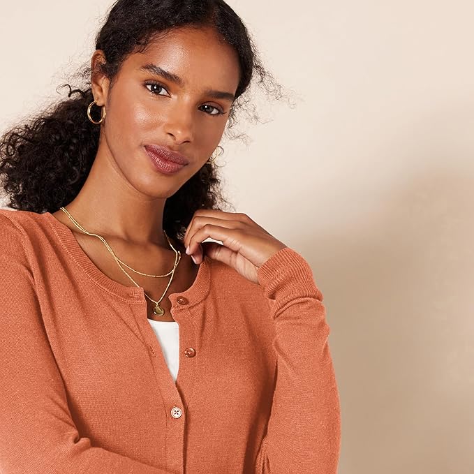 Amazon Essentials Women's Lightweight Crewneck Cardigan Sweater (Available in Plus Size)