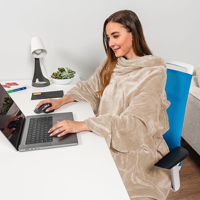 PAVILIA Blanket with Sleeves for Adult Women Men, Soft Warm Wearable Blanket Fleece Wrap Throw, Robe Blanket Gift