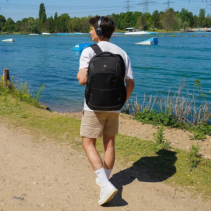 Swissdigital Design Adult Laptop Backpack, College Laptops Backpack with USB Charging Port for Men Fits 16 Inch Notebook with Finder Keychain, Bluetooth Tracker, Item Locator for Keys,SD16709508F-01