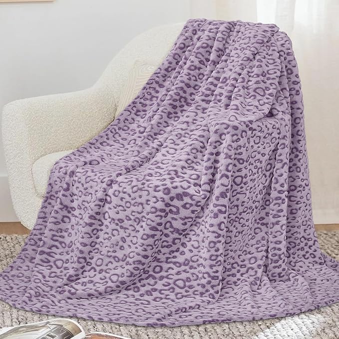 Twin Size Blankets for Bed - Lightweight Purple Blanket Throw for Women, Soft Fuzzy Lavender Fleece Bedding for Home Bedroom Dorm Decor 60"x80"