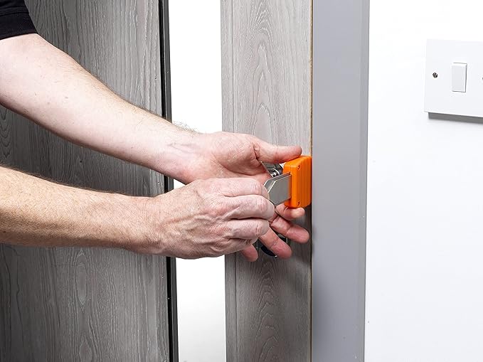 Cardea Solutions Safe-Loc Portable Door Lock Travel Lock Additional Security Lock from The Inside of The Door, Orange, Small